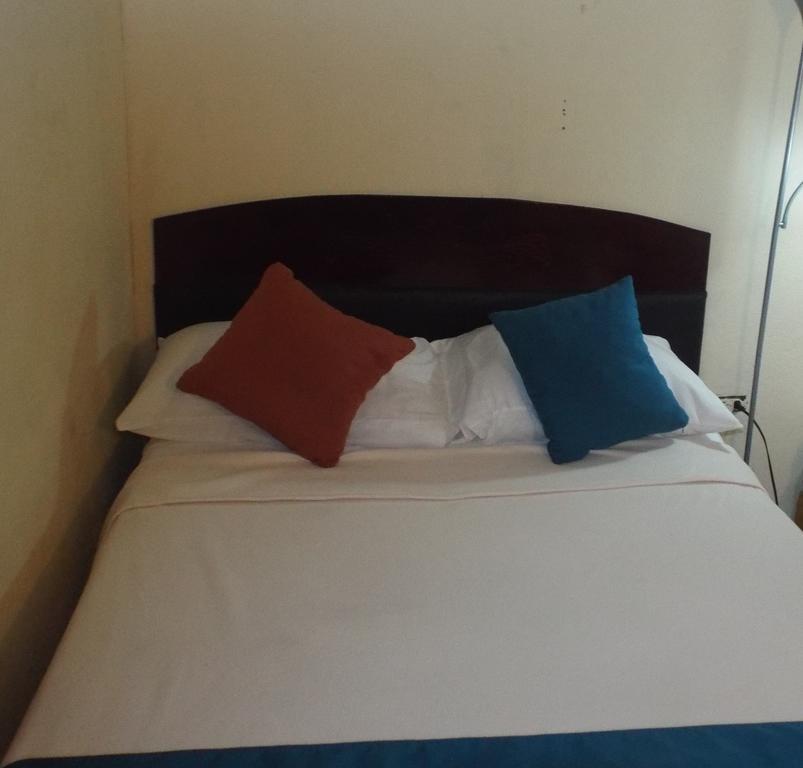 Tropical Court Inn New Κίνγκστον Δωμάτιο φωτογραφία