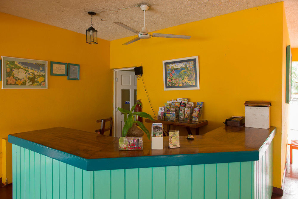 Tropical Court Inn New Κίνγκστον Εξωτερικό φωτογραφία