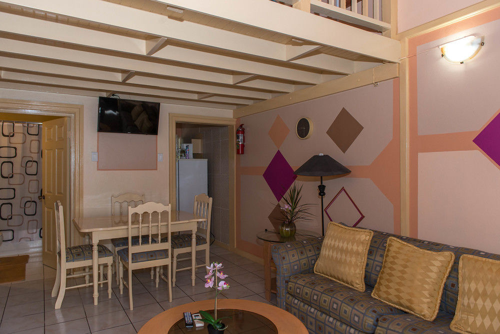 Tropical Court Inn New Κίνγκστον Εξωτερικό φωτογραφία