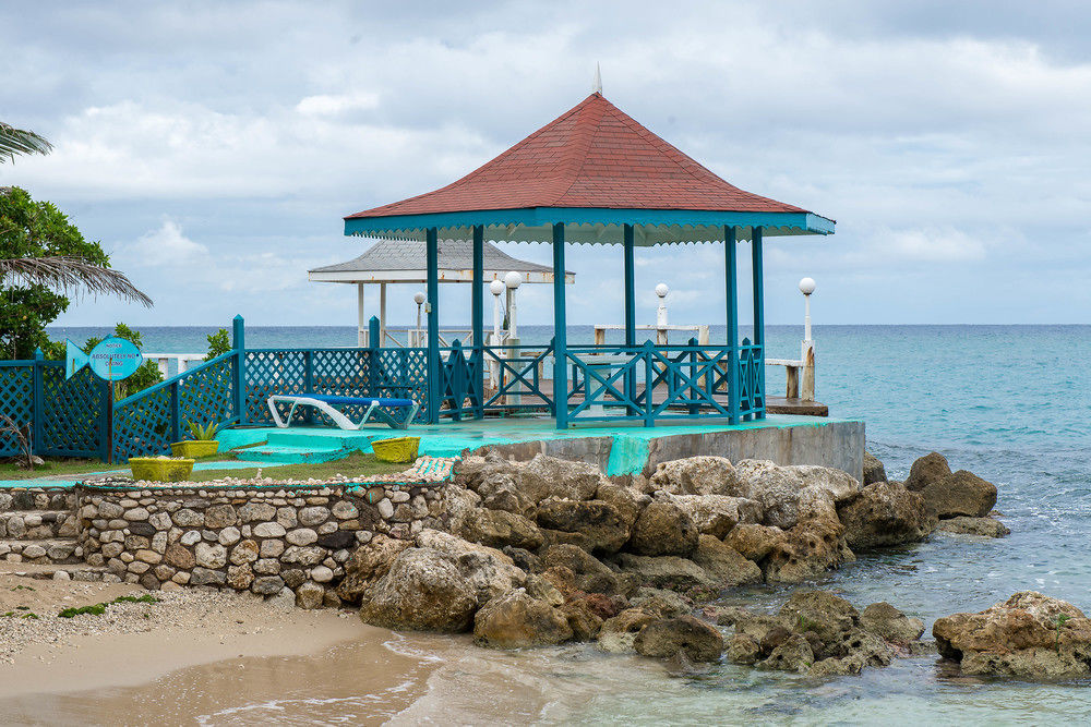 Tropical Court Inn New Κίνγκστον Εξωτερικό φωτογραφία